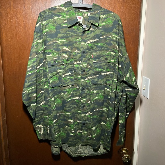 levis camo shirt